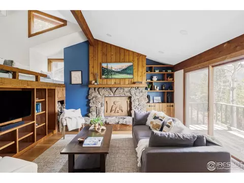 279 Forrest Ln, Boulder, CO 80302 photo 4