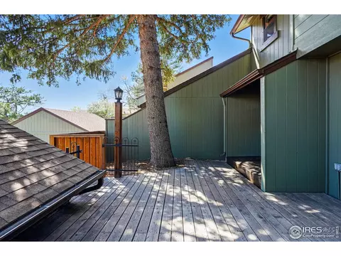 4604 Greenbriar Ct, Boulder, CO 80305 photo 3