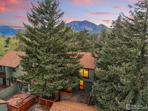 4604 Greenbriar Ct, Boulder, CO 80305 photo 2