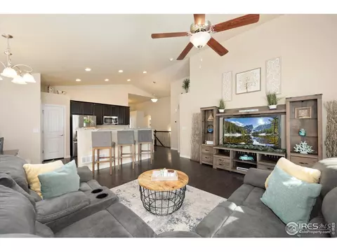 2433 Tabor St, Berthoud, CO 80513