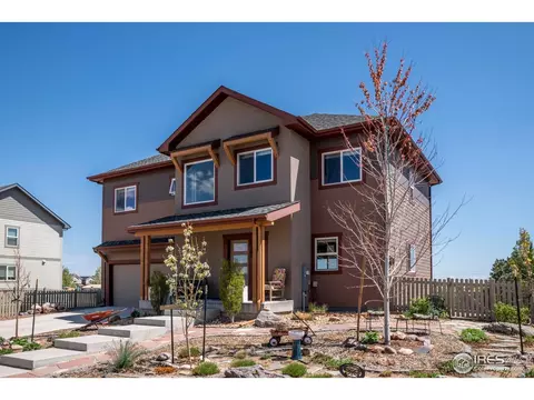 1302 S Oak Ct, Longmont, CO 80501