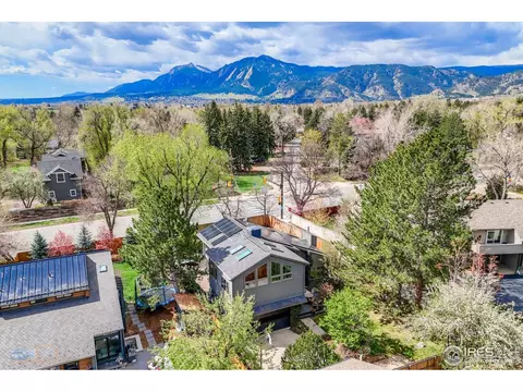 2212 Juniper Ct, Boulder, CO 80304 photo 3