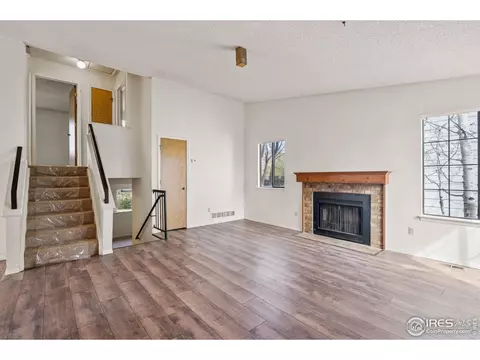 17580 E Temple Dr, Aurora, CO 80015 photo 4