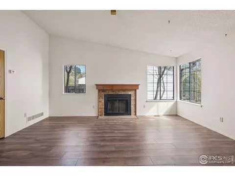 17580 E Temple Dr, Aurora, CO 80015 photo 9