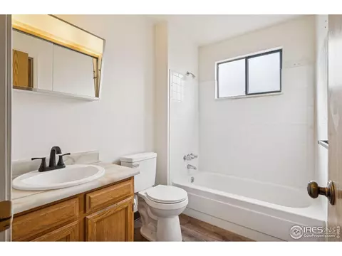 17580 E Temple Dr, Aurora, CO 80015 photo 5