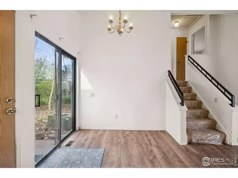17580 E Temple Dr, Aurora, CO 80015 photo 3