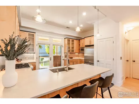 2302 Spruce St, Boulder, CO 80302 photo 8