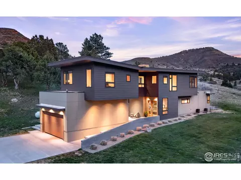 451 Red Gulch Rd, Lyons, CO 80540
