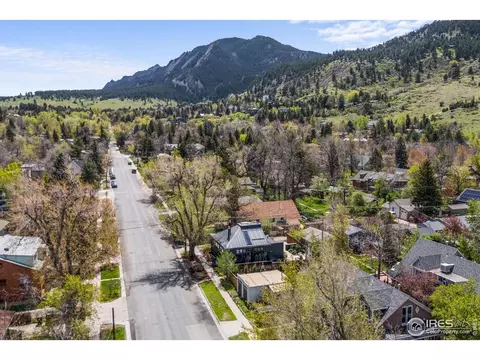 1635 6th St, Boulder, CO 80302 photo 2