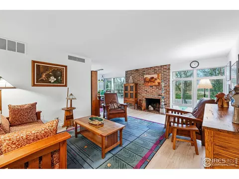 500 Mohawk Dr #207, Boulder, CO 80303