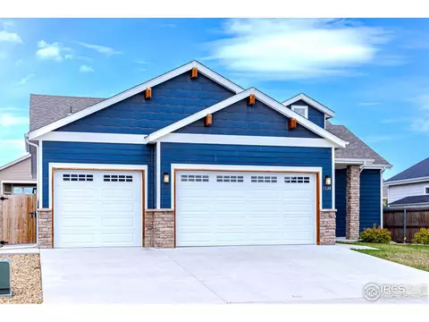 1124 Johnson St, Wiggins, CO 80654 photo 2