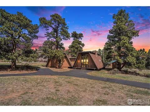 1061 Tranquil Ln, Estes Park, CO 80517