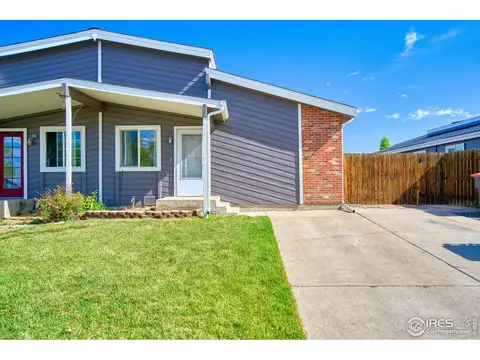 607 5th St, Frederick, CO 80530