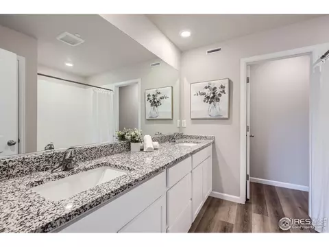 Bath - 183 Robin Rd, Johnstown, CO 80534 photo 1 of 3