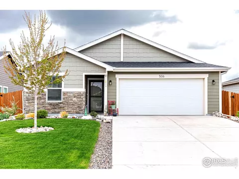 506 Bobcat Ct, Wiggins, CO 80654
