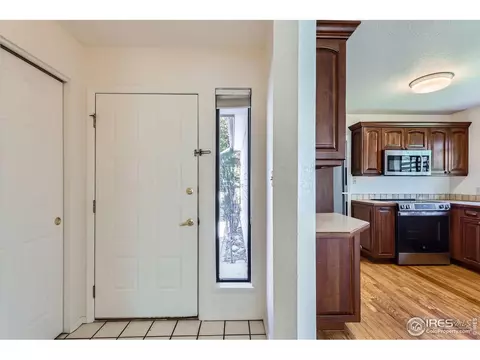 4619 Chestnut Ln, Boulder, CO 80301 photo 4