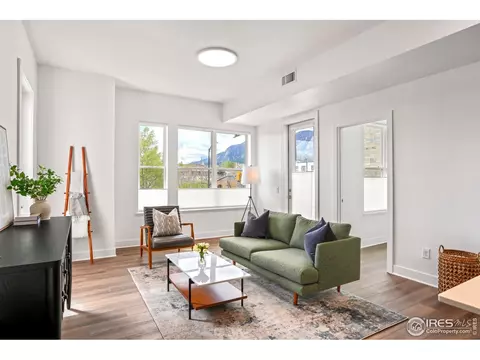 1707 Walnut St #205, Boulder, CO 80302
