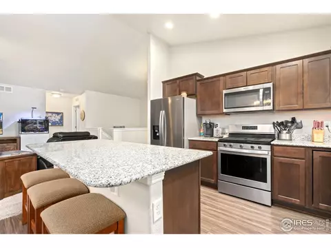 877 Emerald Lakes St, Windsor, CO 80550 photo 5