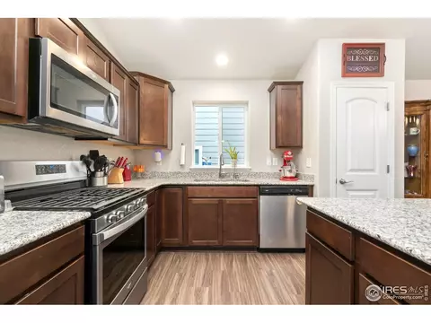 877 Emerald Lakes St, Windsor, CO 80550 photo 4