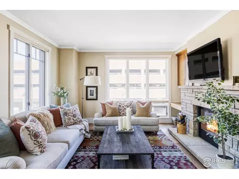 1301 Canyon Blvd #207, Boulder, CO 80302