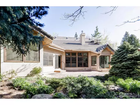 Exterior - 910 Kalmia Ave, Boulder, CO 80304 photo 2 of 5