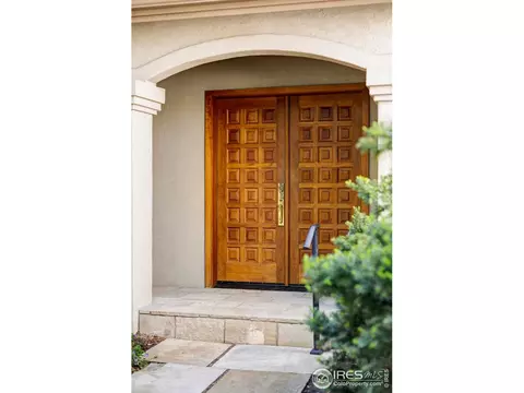 Entry Way - 910 Kalmia Ave, Boulder, CO 80304 photo 2 of 2