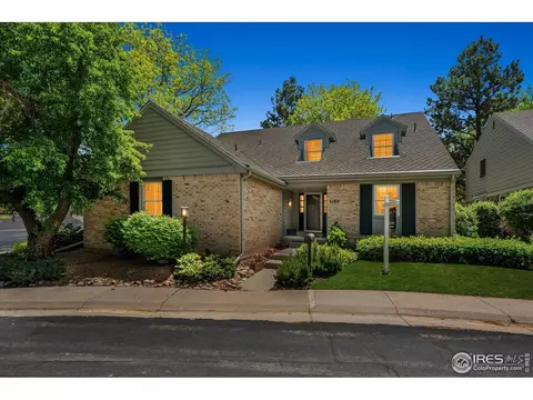 7190 S Poplar Ct, Centennial, CO 80112