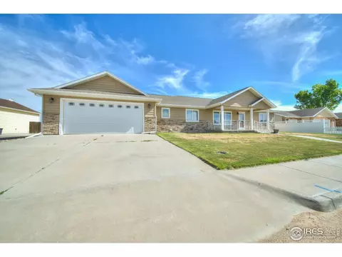 523 W 10th St, Akron, CO 80720 photo 3