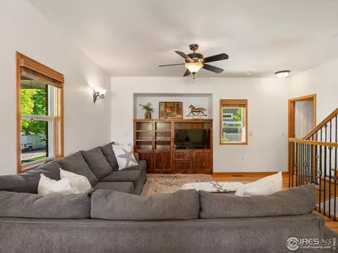 101 SE 2nd St, Berthoud, CO 80513 photo 2