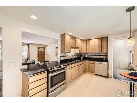 630 S 45th St, Boulder, CO 80305