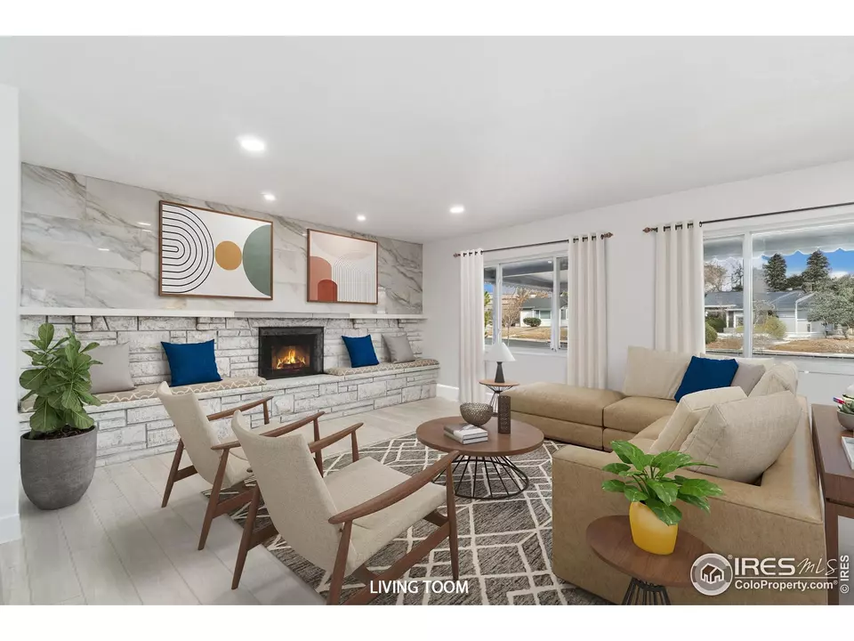 Living - 2749 S Glencoe St, Denver, CO 80222 photo 1 of 4