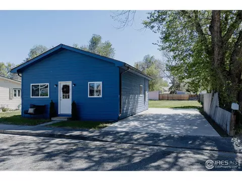 934 6th St, Berthoud, CO 80513 photo 2