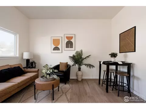934 6th St, Berthoud, CO 80513 photo 4