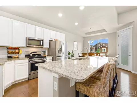 8255 Eagle Dr, Greeley, CO 80634 photo 9