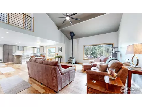 198 May Ave, Lyons, CO 80540 photo 4