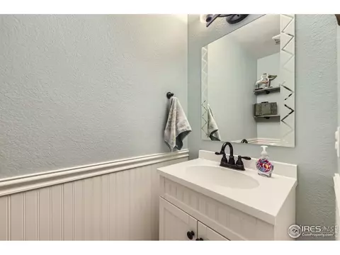 2447 E 100th Way, Thornton, CO 80229 photo 15