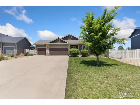 5869 Vinca Ave, Longmont, CO 80504 photo 2