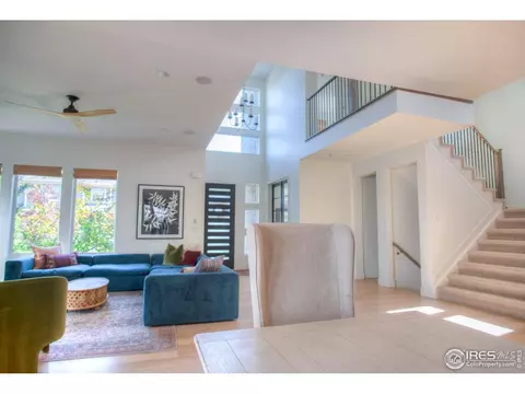 9415 E 58th Dr, Denver, CO 80238 photo 2