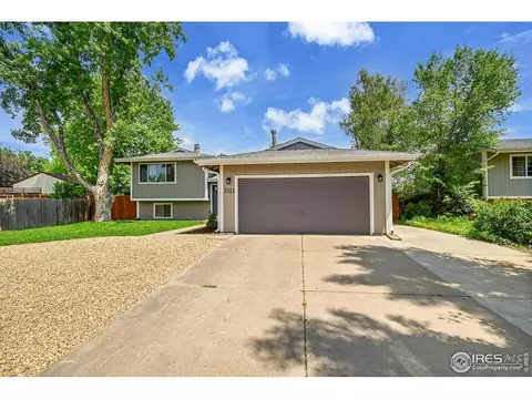 2111 36th St, Evans, CO 80620 photo 2