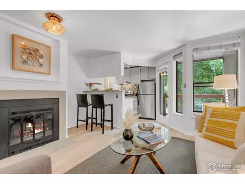 910 Portland Pl #7, Boulder, CO 80304