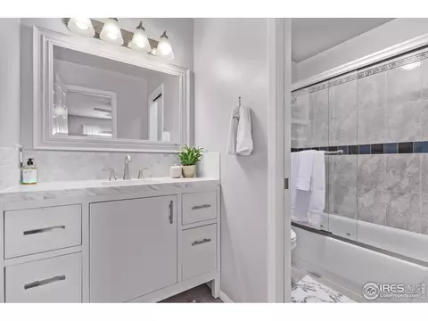 12183 W Chenango Dr, Morrison, CO 80465 photo 12