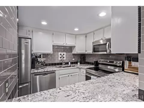 12183 W Chenango Dr, Morrison, CO 80465 photo 11