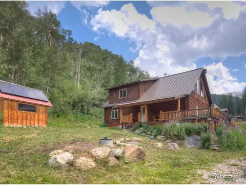320 Mill St, Eagle, CO 81631 photo 2