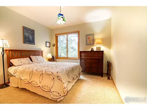 Bedroom - 237 Puma Dr, Boulder, CO 80302 photo 4 of 4