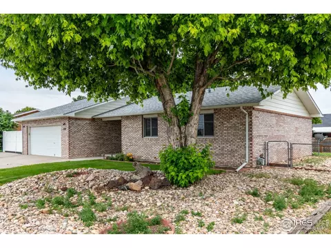209 E Chestnut St, Windsor, CO 80550 photo 3
