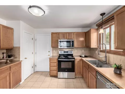 209 E Chestnut St, Windsor, CO 80550 photo 13