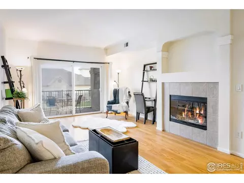 1122 Olympia Ave #12H, Longmont, CO 80504