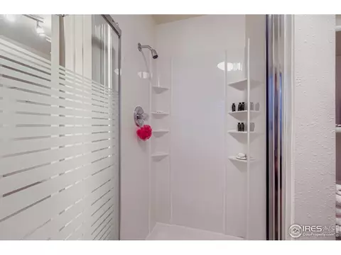 2465 Mapleton Cir, Longmont, CO 80503 photo 31
