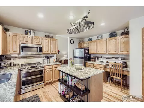 2465 Mapleton Cir, Longmont, CO 80503 photo 12