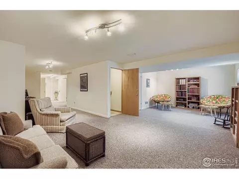 2465 Mapleton Cir, Longmont, CO 80503 photo 23